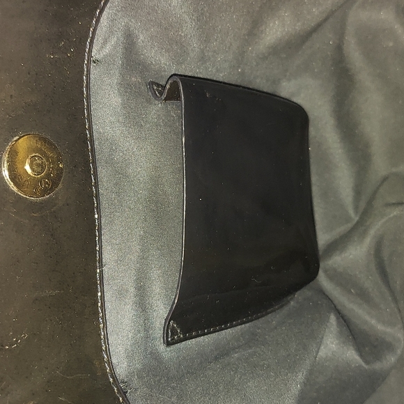 Tory Burch Black Bome Patent Leather Tote Bag with Goldtone Hardware - Picture 13 of 16